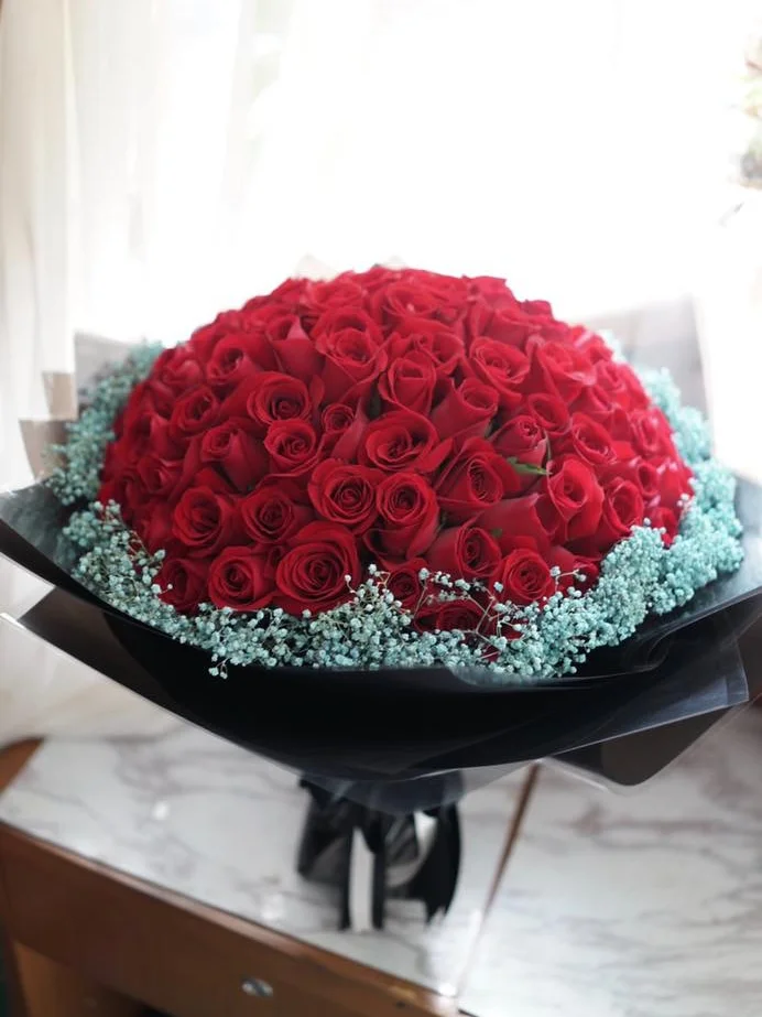 99 rose bouquet