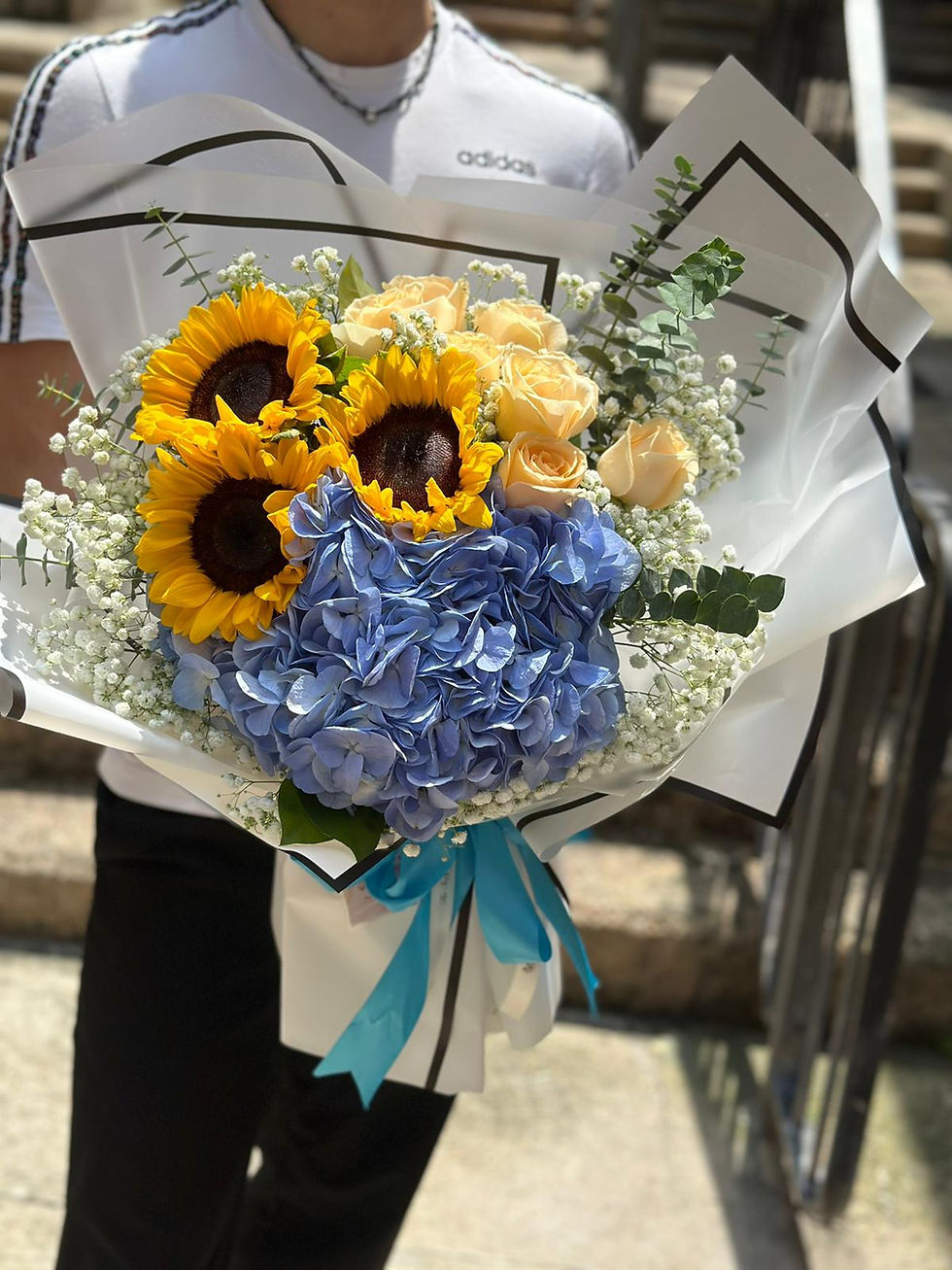 Sunflower hydrangea graduate bouquet 向日葵畢業花束 SFCPHY10A