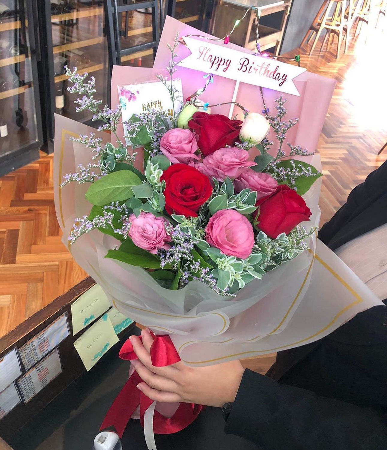 Small Rose Bouquet 紅玫瑰花束 BQ-IOU3