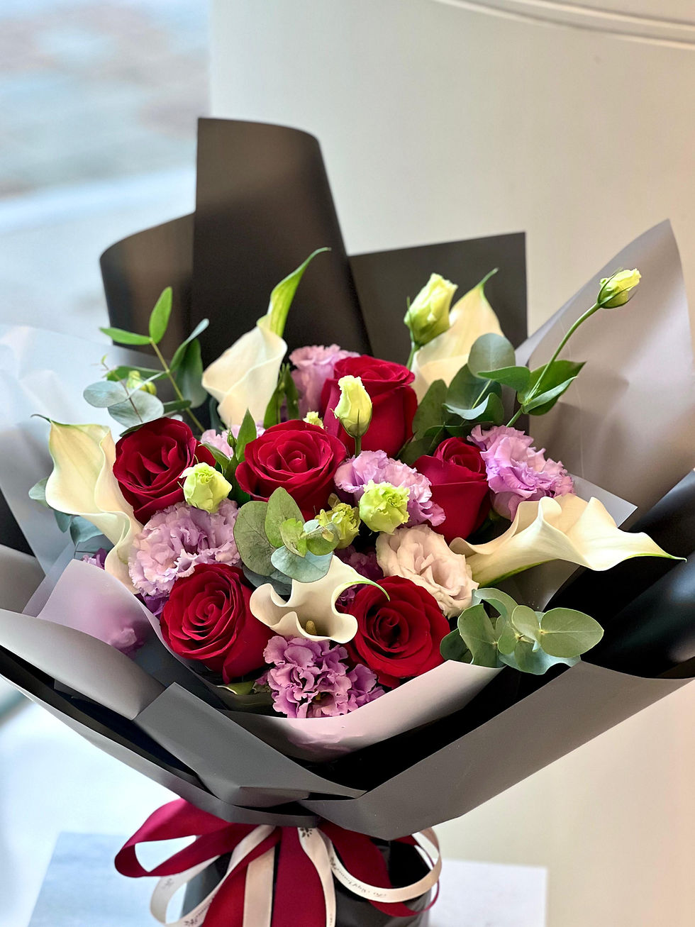 Thumbnail: （必須預訂）馬蹄蘭紅玫瑰花束 Calla Lily RED Rose Bouqeut BQ-WCLRE6（SP)
