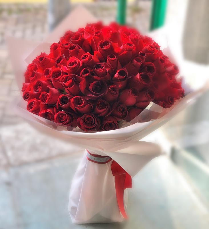 縮圖：99/108 玫瑰花束(多個淺色花紙可選） Roses Bouquet RE-LT99