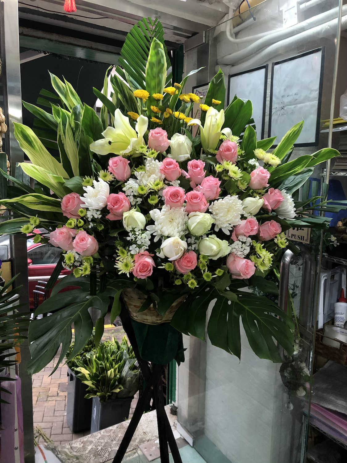 白事花籃 Sympathy Flower Basket