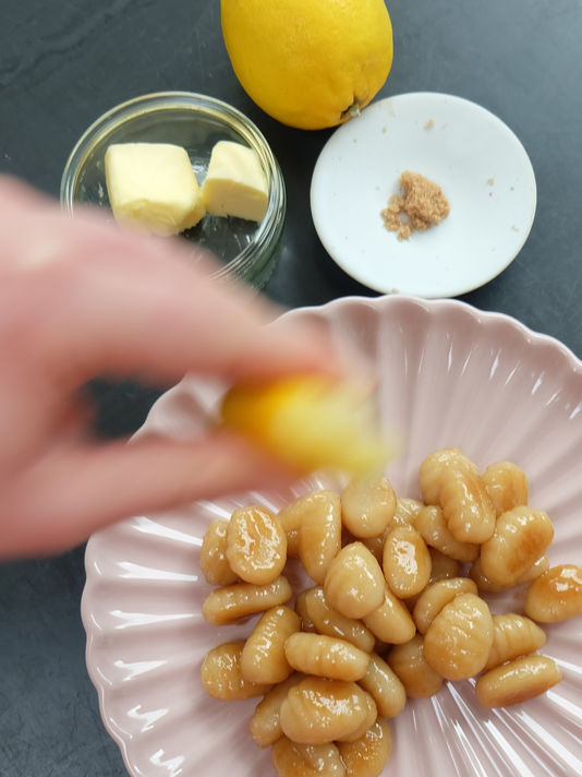 LEMON & SUGAR GNOCCHI