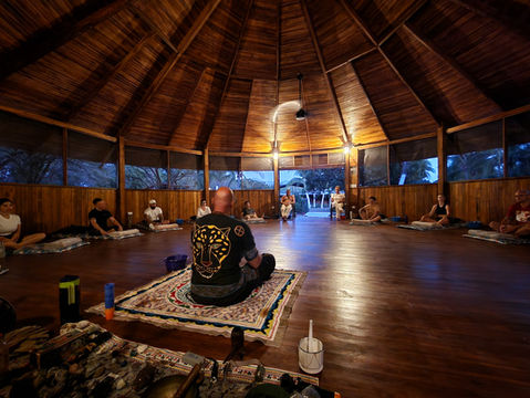 If your Ayahuasca Facilitator uses a Playlist, they haven't been Formally Trained. Here's Why: