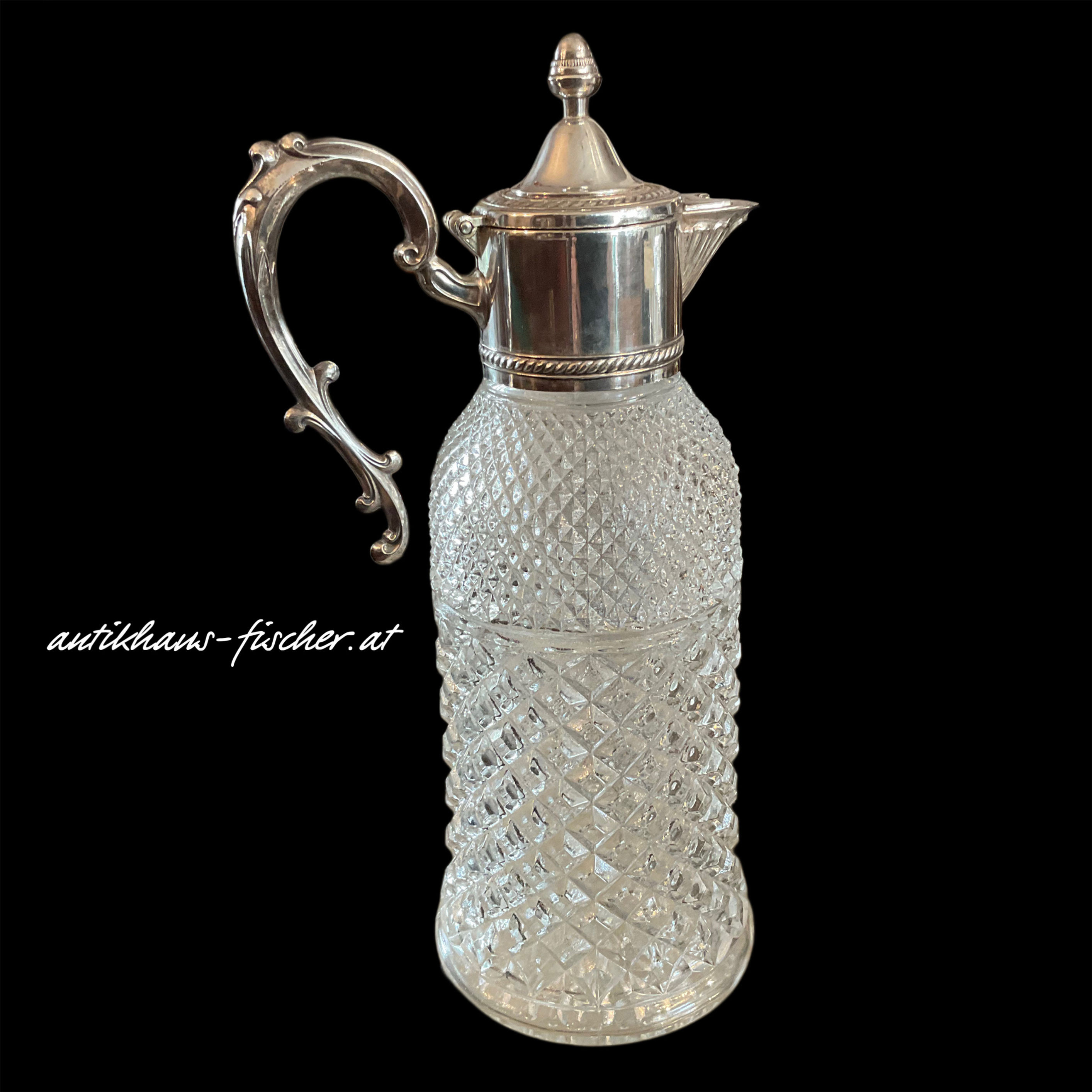 Alte, große Karaffe mit versilberter Montur