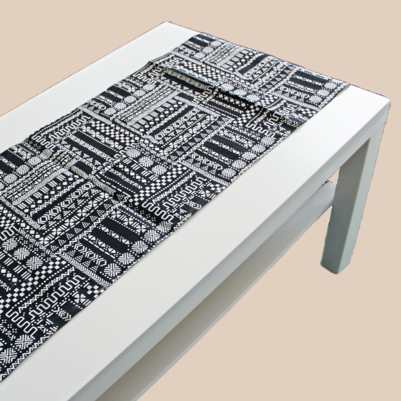 Table runner "Meza"