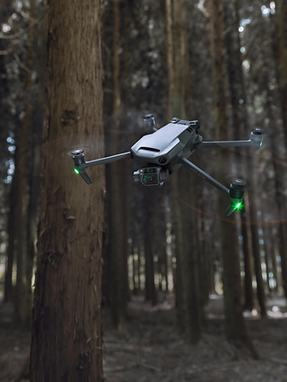 Clément Ragnère - Vision _ Télépilote de drone Professionnel en Occitanie.png