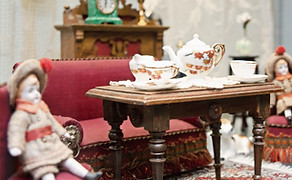 Vintage Doll Tea Set_edited.jpg