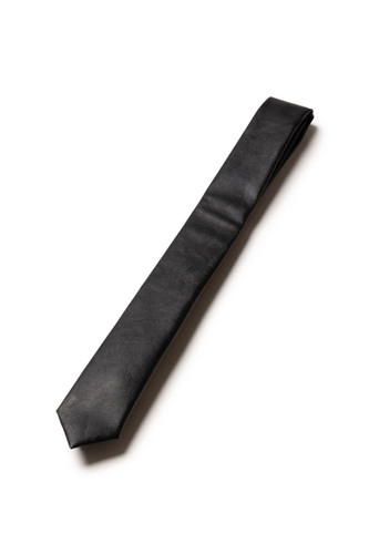 週末限定値下げ！極美品！タグ付完売品　シンセティックレザー ナロータイ vein SYNTHETIC LEATHER NARROW TIE | VEIN web site