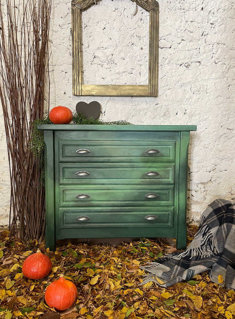 Thumbnail: Chest of drawers