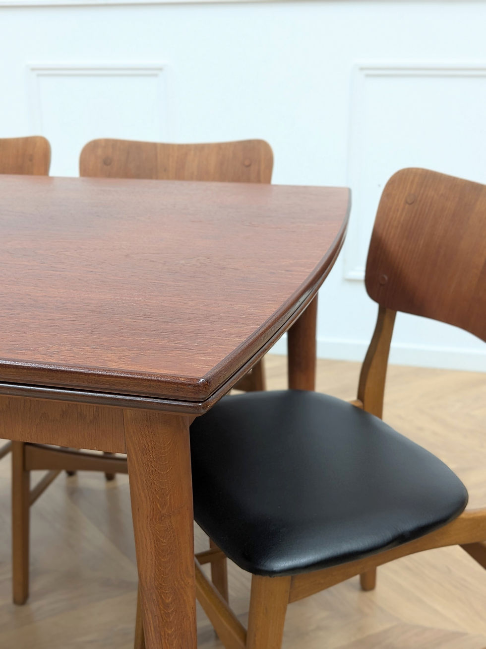 Miniature : Table à manger Teck Danois extensible 60s - Détail