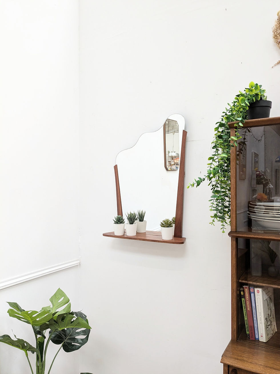 Miroir Scandinave Teck Plateau Intégré - Vue de face