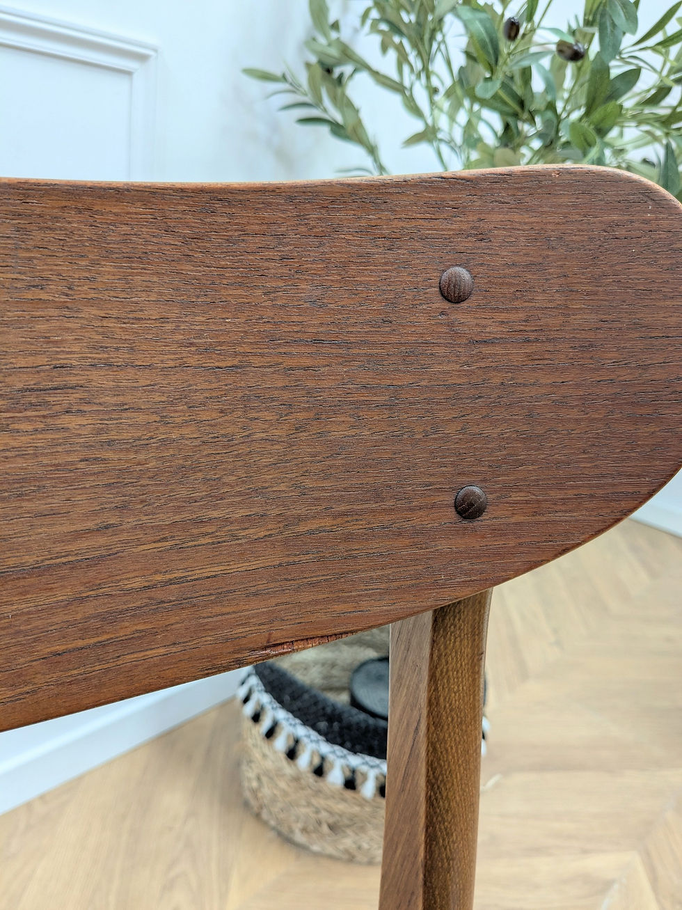 Miniature : Paire de Chaises Scandinaves Teck Années 60 - Détail