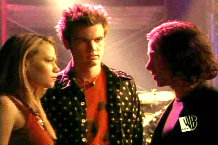 Johnny Alonso as Joey D