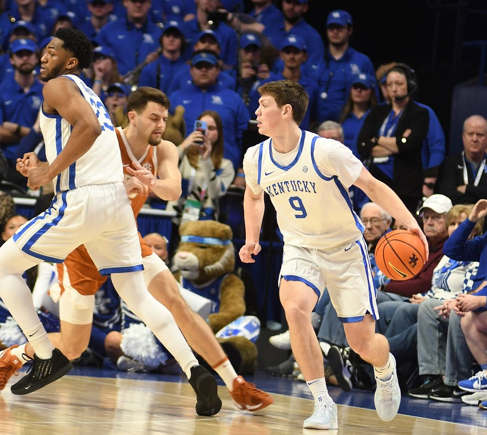 PHOTO GALLERY: Kentucky Defeats Texas 85-80https://www.kysportsstyle ...