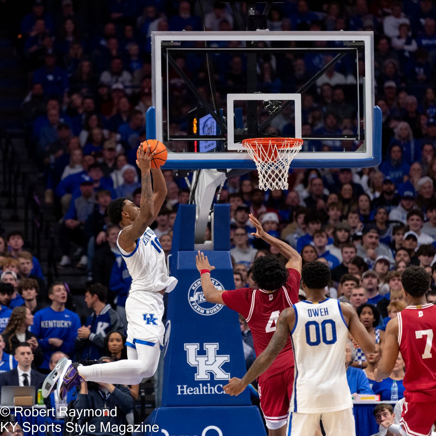 PHOTO GALLERY: Kentucky Overcomes Indiana 72-60https://www ...