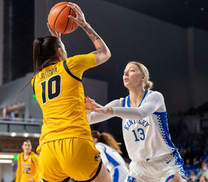Clara Strack Named to Wooden Award Midseason Top 25 Watch List