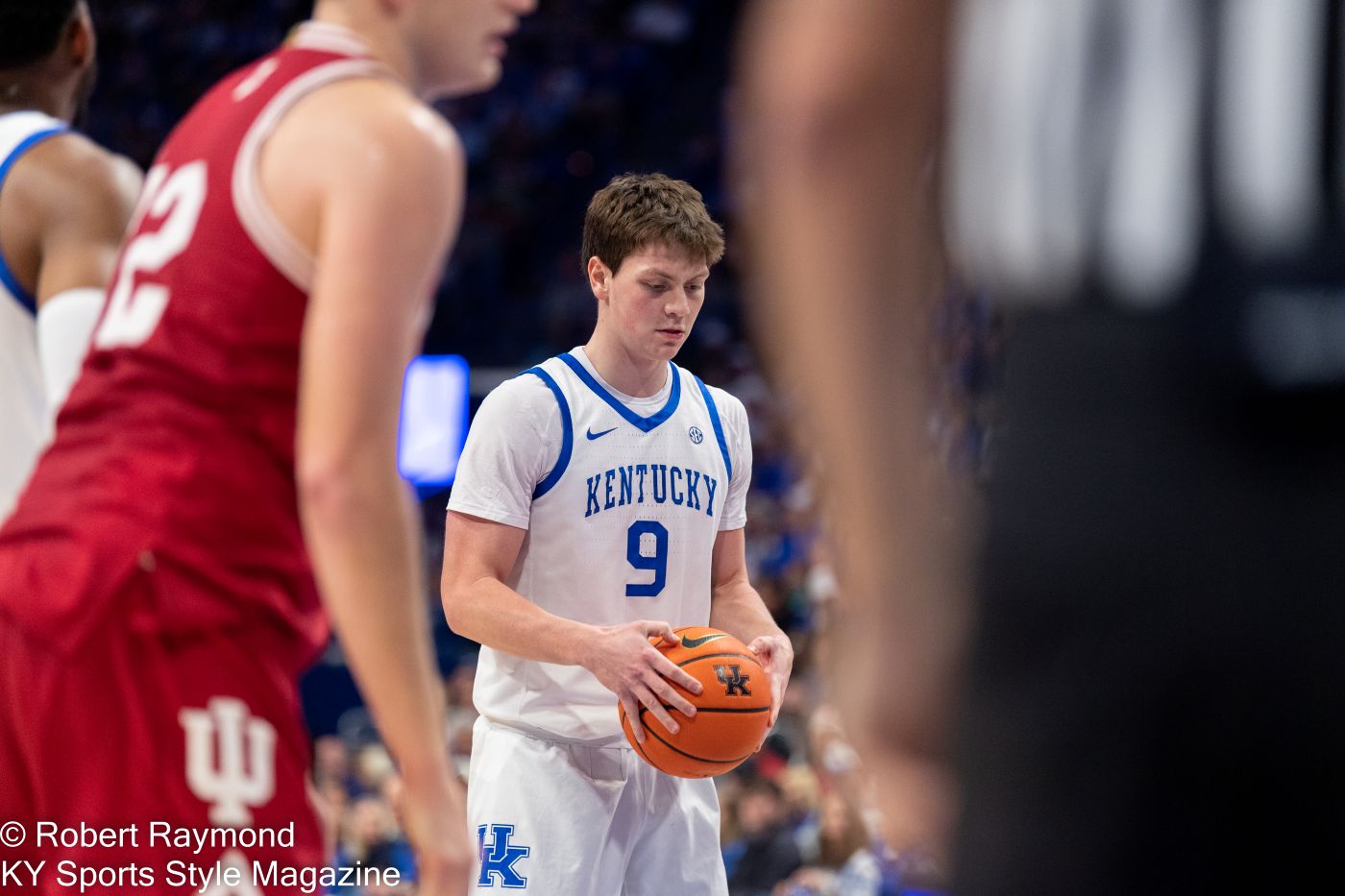 PHOTO GALLERY: Kentucky Overcomes Indiana 72-60https://www ...
