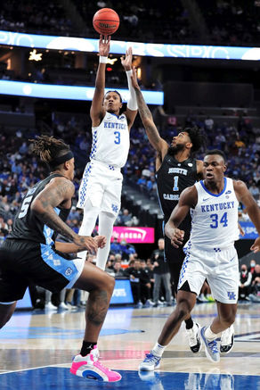 Oscar Tshiebwe & TyTy Washington Capture SEC Weekly Honors  