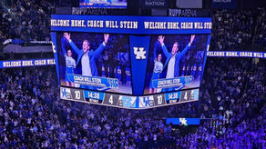 Kentucky Drops to Tar Heels 67-64; New Coach Will Stein Gets Rousing Ovation