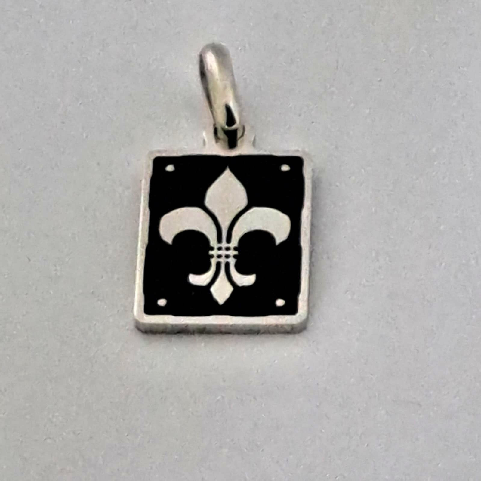 Sterling Silver Fleur de Lis Tag Pendant