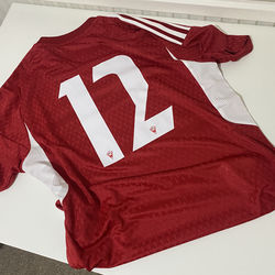 Teams t-shirt detail