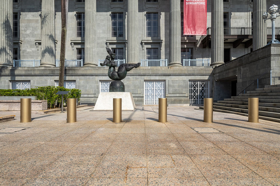Bollards_National Gallery_2668_HighRes_(c) Quite Frankly