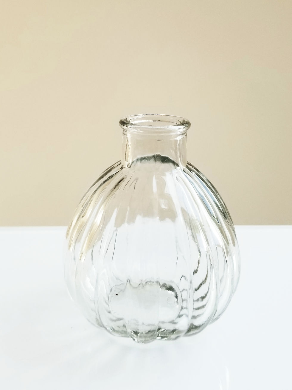 Bauchige Vase 8,5 cm hoch