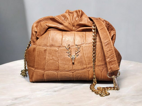 La Historia De Los Bolsos: De La Utilidad Al Icono De Moda