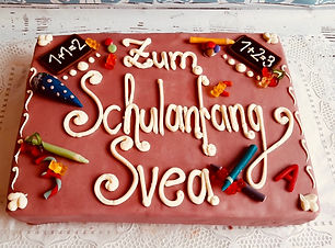 Schulanfangstorte Svea Kopie.JPG