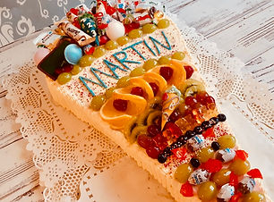 Schulanfangstorte Zuckertüte Martin Kopie.JPG