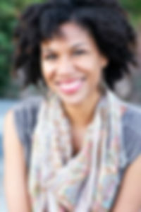 1 Arianeheadshotweb.jpg