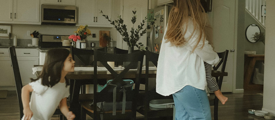 When the Seasons Change: Trusting God Through Every Stage of Motherhood