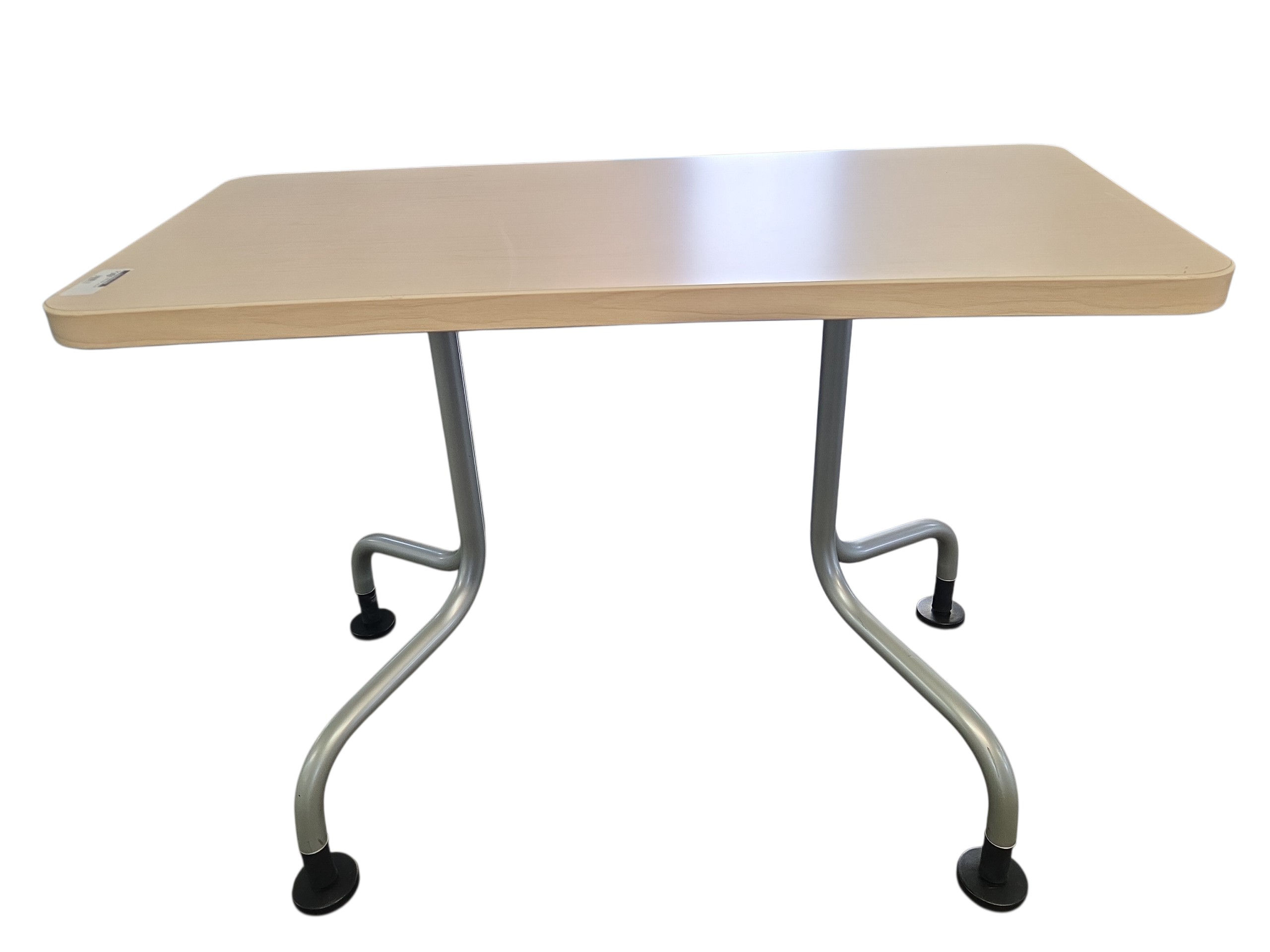 Steelcase Verb Mobile Collaborative Training Desk (42" x 24") – Light Maple