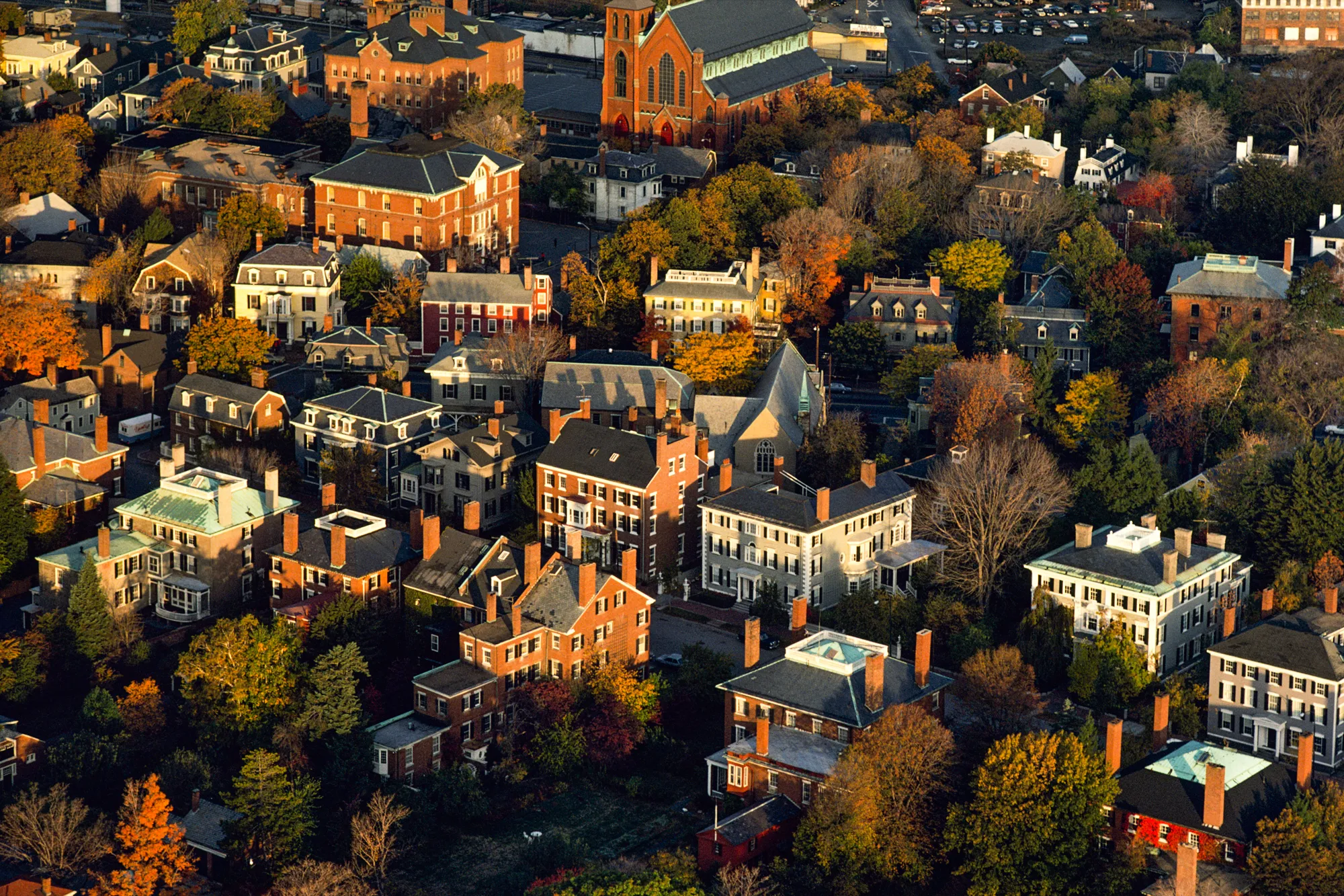 00-story-image-autumn-travel-guide-to-salem-massachusetts.webp
