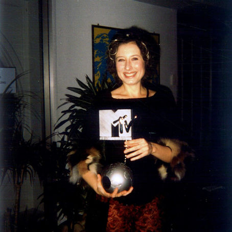 THIRTY YEARS OF THE MTV EUROPE VIDEO MUSIC AWARDS FROM A SARAJEVAN PERSPECTIVE