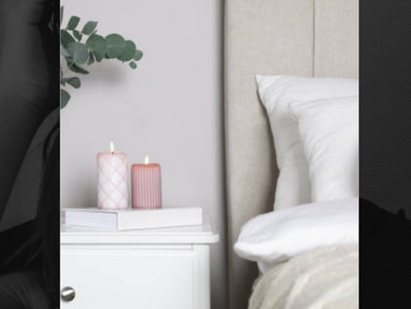 "Il biglietto sul comodino"