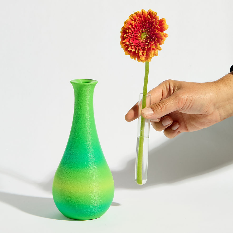 Thumbnail: Teardrop Vase - Gecko Green