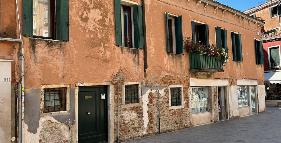 Quiet Venice Street