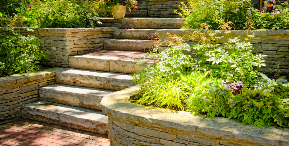 Landscape stairs and retaining wall