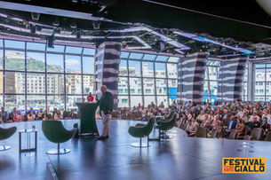 Un festival che nasce all’insegna del “grandioso”