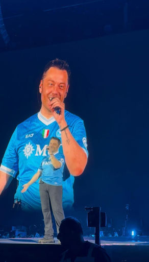 Tiziano Ferro al Maradona: patrimonio di un’umanità pop
