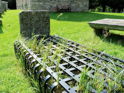 Mortsafe: quando erano i morti a temere i vivi