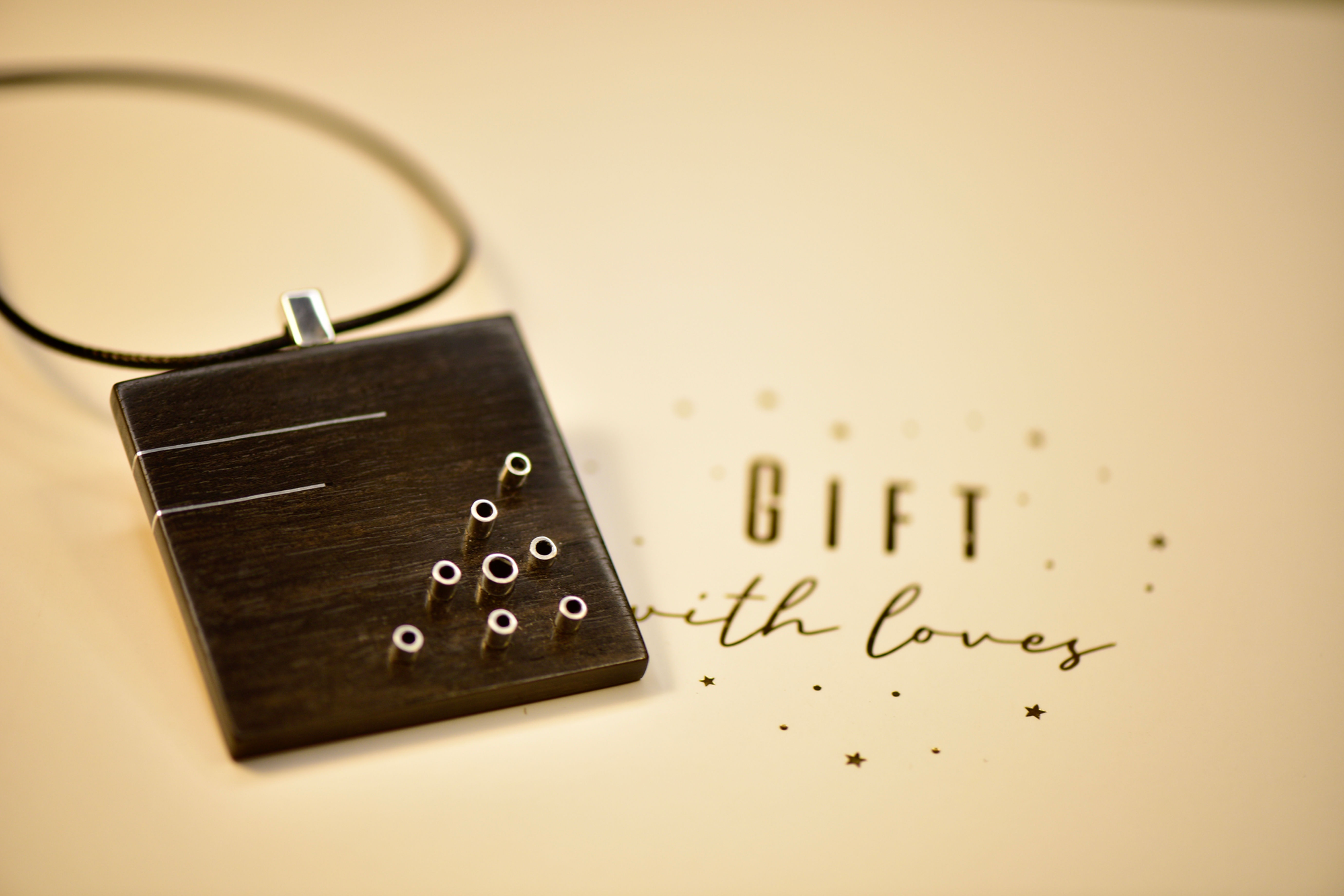 A27.	Abanoz Ağacı Gümüş	 Borulu Unisex Kolye