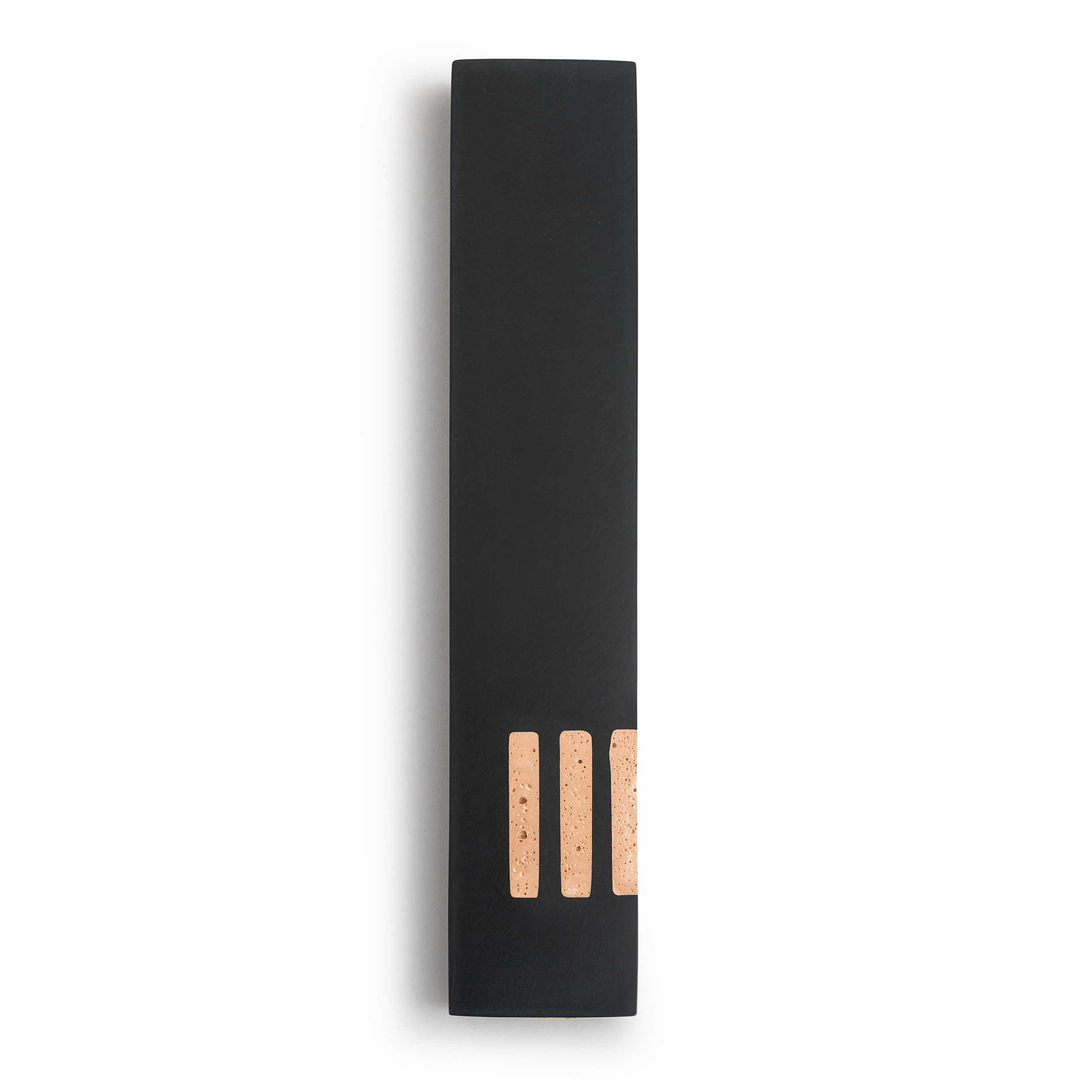 MEZUZAH Black Narrow | Shin Champagne Side