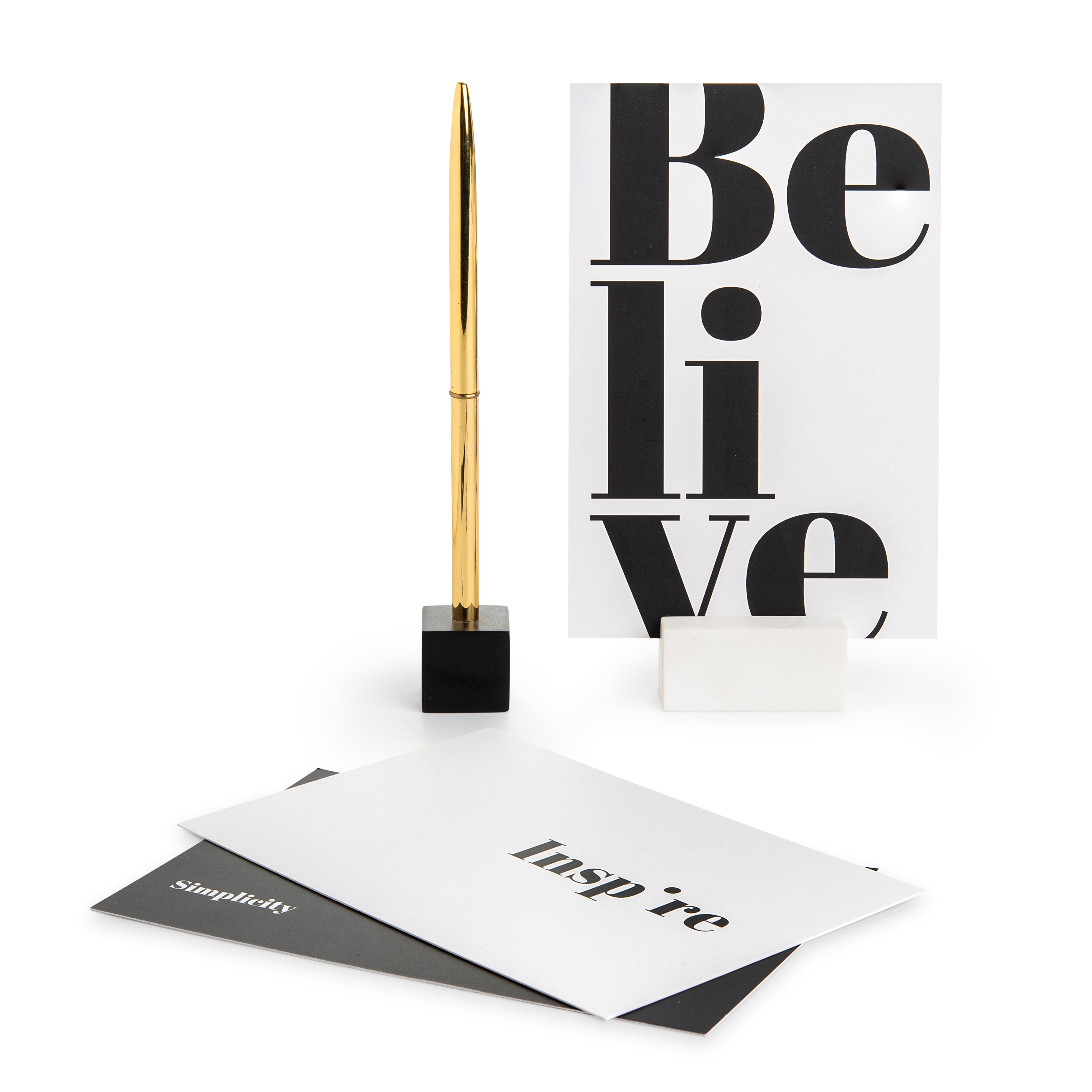 DU | White and Black