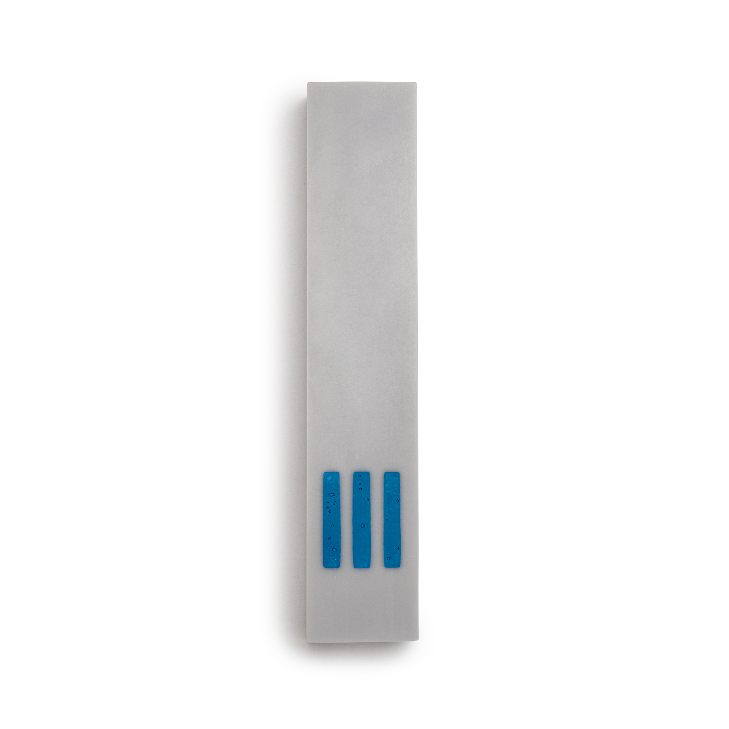 MEZUZAH Gray Narrow | Shin Blue Center