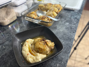 Lemon And Garlic Chicken Thighs
