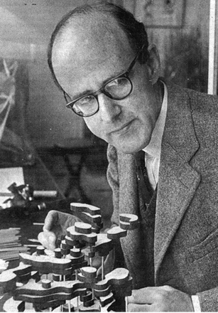 Maz Perutz with his model