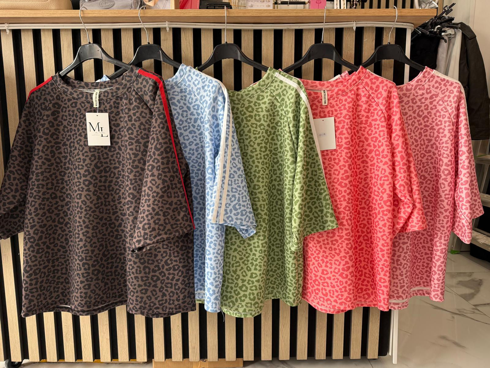 Blusas de manga larga con estampado animal en varios colores